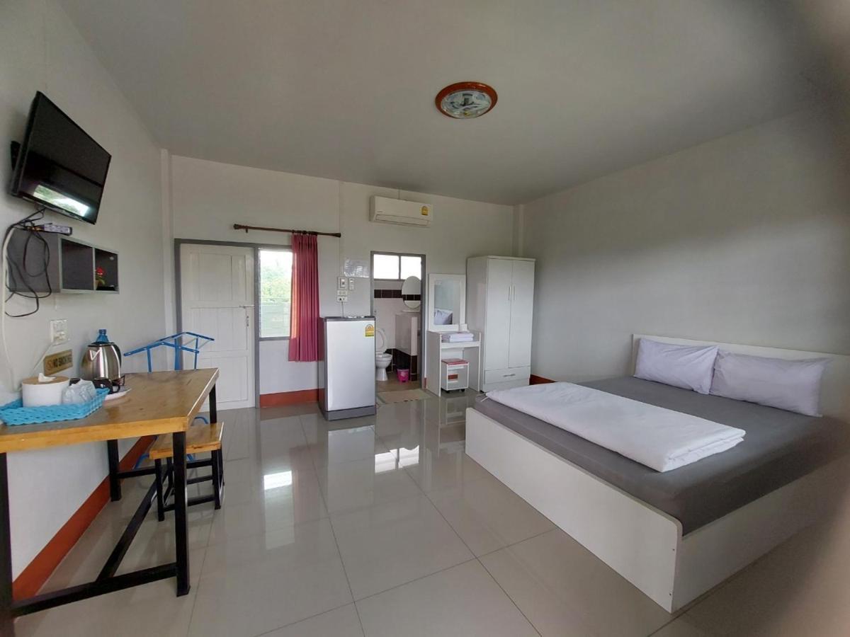 Apartamento estudio de 18 m² en Ban Luang, con 1 baño privado. Chom Thong Exterior foto